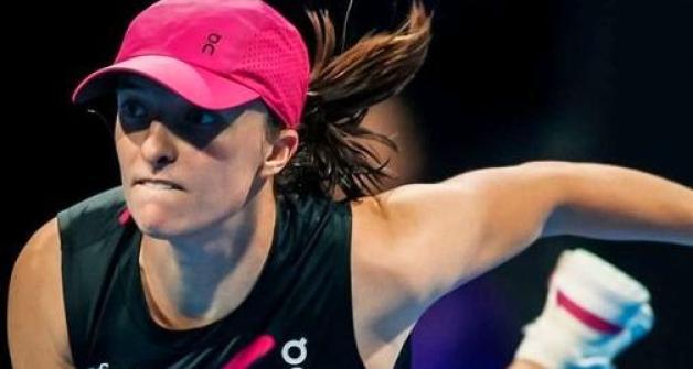 WTA Dubaj: Iga Świątek z trudem pokonała Amerykankę 6:4, 6:4! Już Polka zmierzy się z Ukrainką Eliną Switoliną!